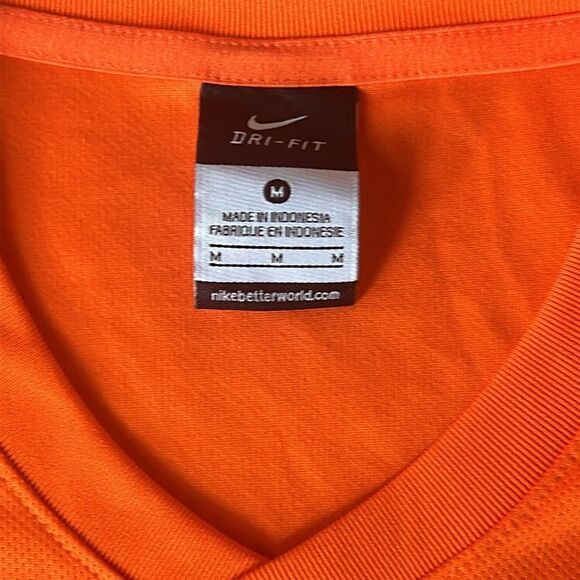 Nike Dri-Fit Men’s Soccer Jersey! - Picture 5 of 8